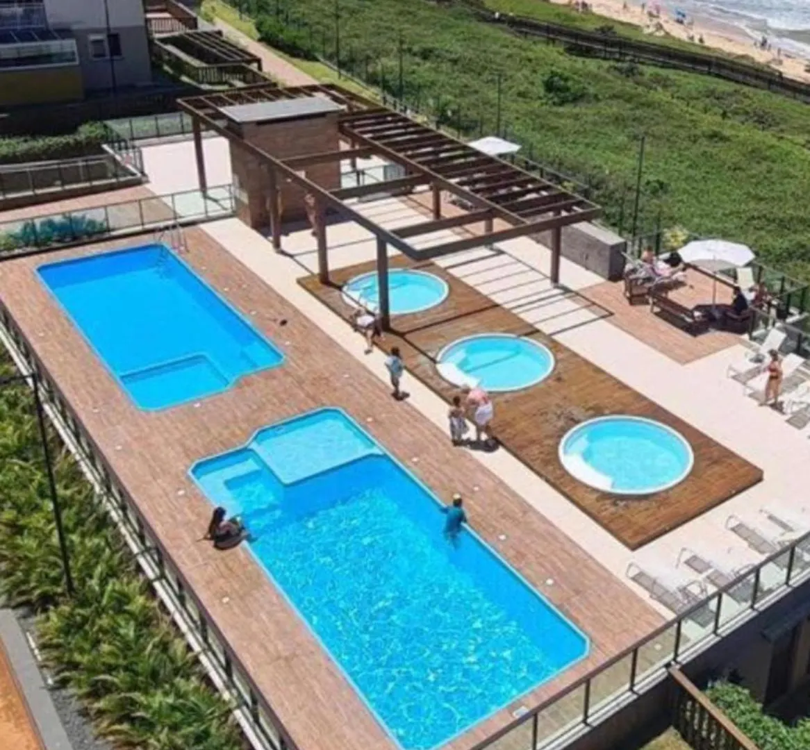 公寓 Resort Apto Frente Mar 巴拉韦利亚