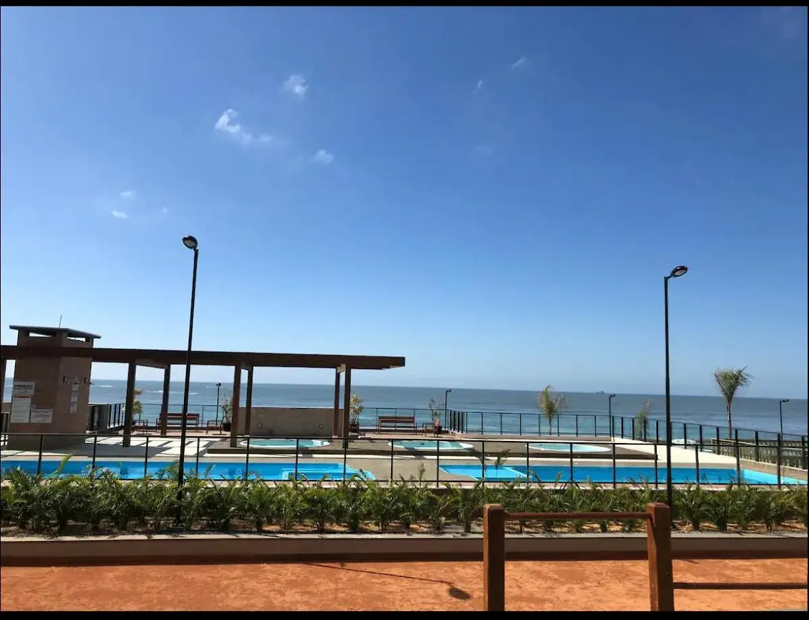 公寓 Resort Apto Frente Mar 巴拉韦利亚