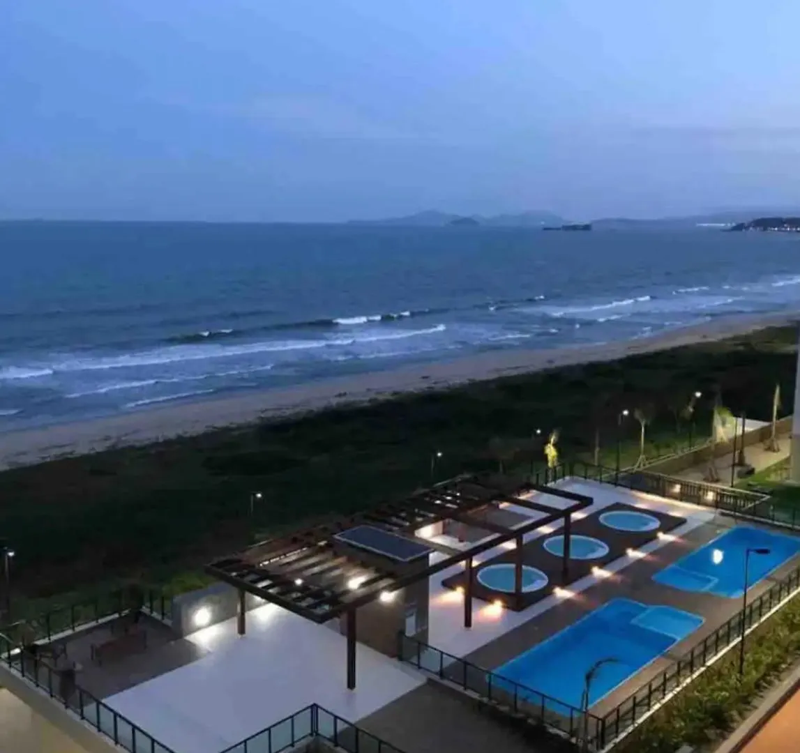Resort Apto Frente Mar 巴拉韦利亚 0*,  巴西